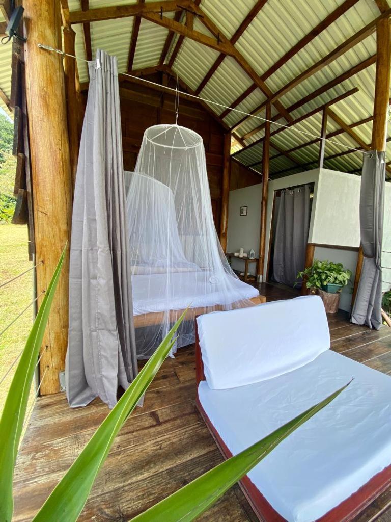 Hotel Hacienda Monteclaro à Turrialba Extérieur photo