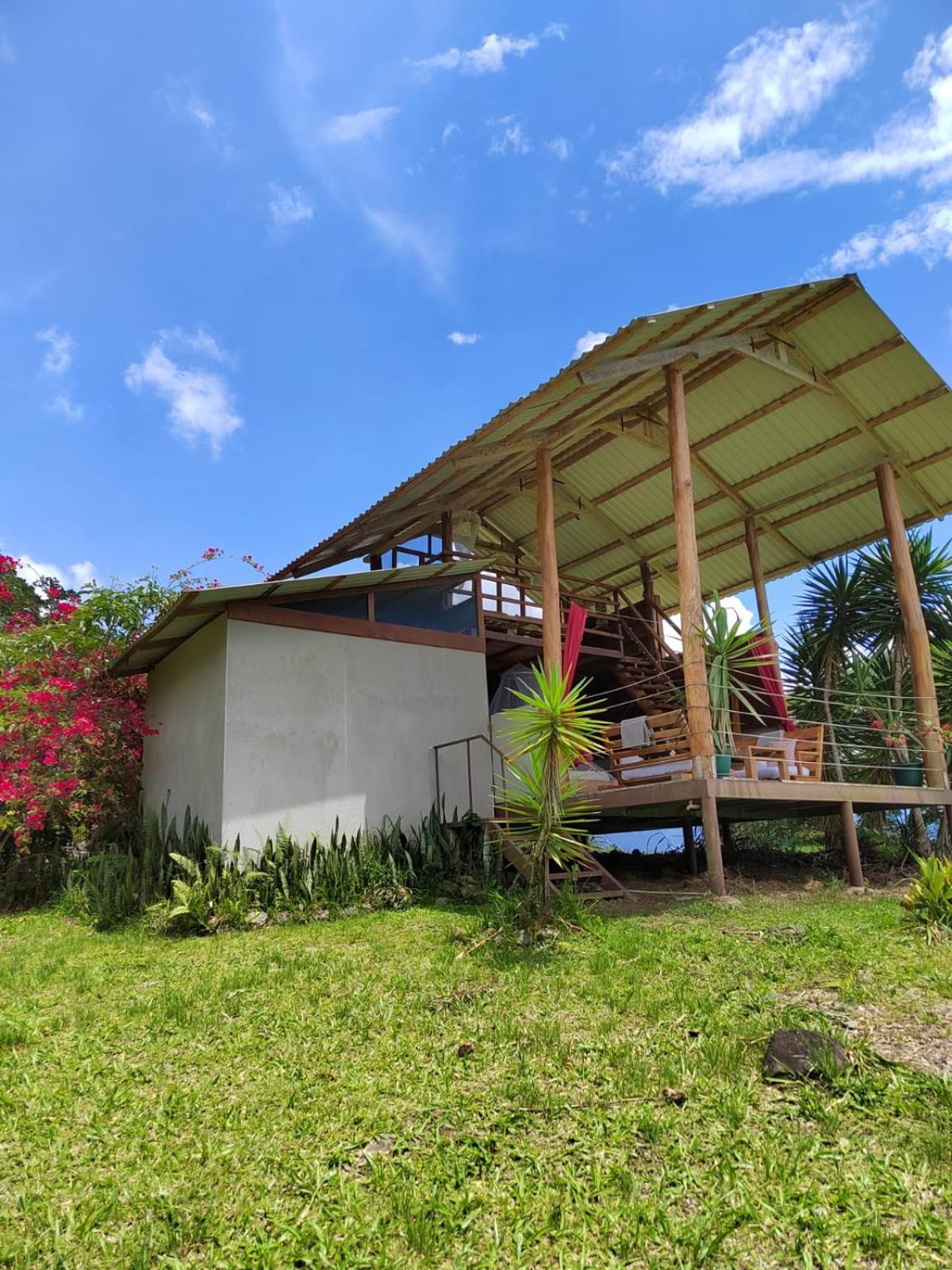 Hotel Hacienda Monteclaro à Turrialba Extérieur photo